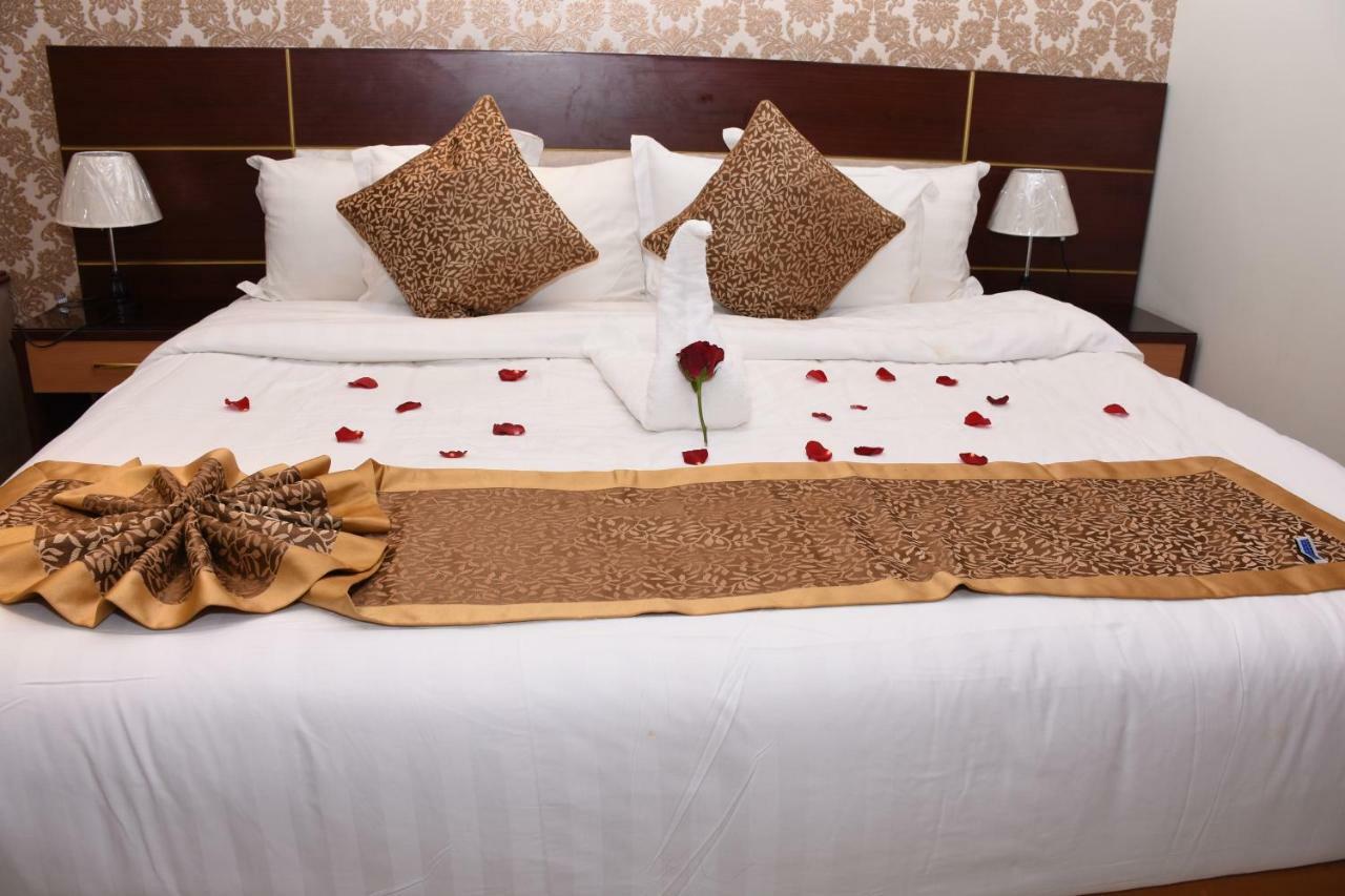 Pearl Palace Hotel Suits Медина Экстерьер фото